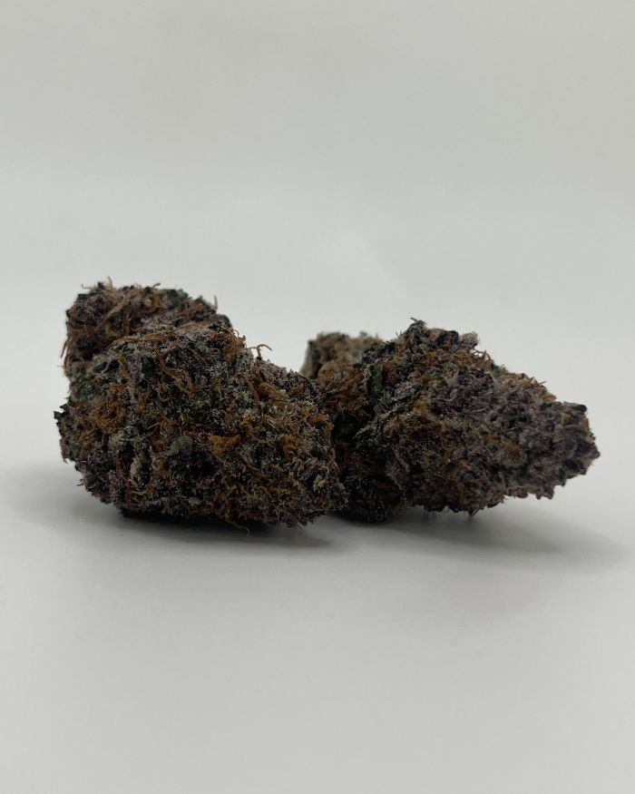 Darth Vader – Hybrid – 28.48% THC